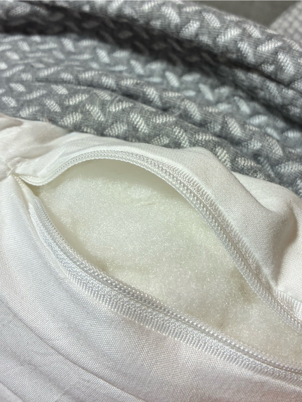 Momcozy Pregnancy Support Pillow - Picture 12 of 16